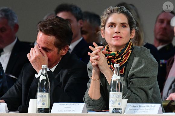 Alain Suguenot, maire de Beaune, et Alice Taglioni lors de la 165e vente aux enchères des Hospices de Beaune, le 16 novembre 2025. © Romain Doucelin / Bestimage