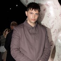 Petit génie de la chimie, assistant parlementaire... Comment Raphaël Quenard est-il arrivé dans le cinéma ?