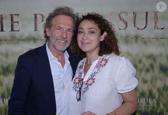 Stéphane Freiss et sa compagne Delphine Horvilleur - Réouverture du rooftop de l'hôtel The Peninsula Paris le 11 juin 2025.

© Rachid Bellak / Bestimage