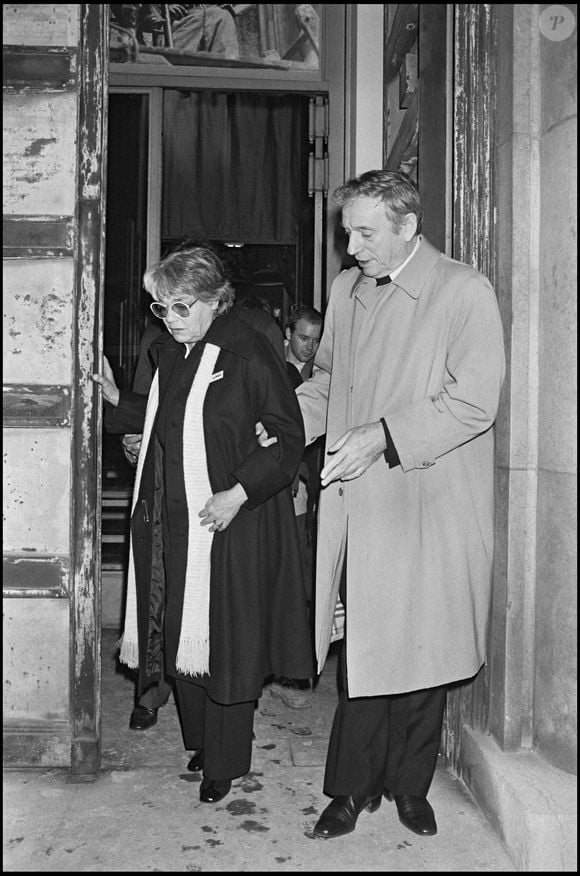 Yves Montand et Simone Signoret la cinémathèque où un hommage est rendu à George Cukor. © ASLAN-RINDOFF / BESTIMAGE