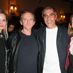 Exclusif - Frédéric Saldmann avec sa femme Marie, Ary Abittan et Nicole Coullier - Célébrités assistent au spectacle "Authentique" de Ary Abittan à la Cigale à Paris les 18, 19, 22 et 23 février 2025. © Coadic Guirec/Bestimage