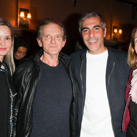 Exclusif - Frédéric Saldmann avec sa femme Marie, Ary Abittan et Nicole Coullier - Célébrités assistent au spectacle "Authentique" de Ary Abittan à la Cigale à Paris les 18, 19, 22 et 23 février 2025. © Coadic Guirec/Bestimage