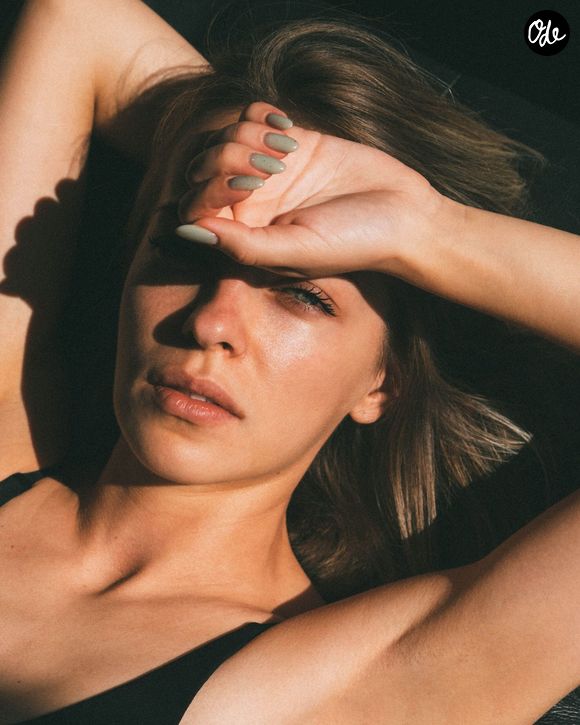 Des solutions ciblées permettent de faire durer les bienfaits du soleil bien après la rentrée.