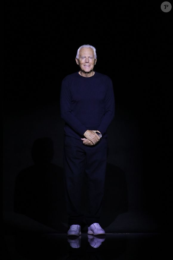 Le styliste Giorgio Armani - Défilé Emporio Armani collection prêt-à-porter Automne-hiver 2016-2017 lors de la fashion week à Milan, le 26 février 2016.