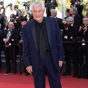 Claude Lelouch - Montée des marches de la cérémonie de clôture du 78ème Festival International du Film de Cannes, au Palais des Festivals à Cannes. Le 24 mai 2025
© Olivier Borde/ Bestimage