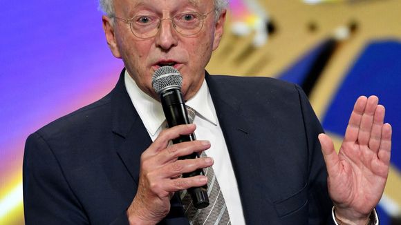 EXCLU Nelson Monfort intéressé par un poste au sein du groupe TF1 ? La réponse du commentateur est sans appel
