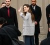 Etant LA chanteuse du moment, Charlotte Cardin a fait fait l'unanimité avec son bermuda qu'elle a accordé avec un haut en tweed !
Charlotte Cardin au défilé Chanel "Collection Prêt-à-Porter Automne/Hiver 2025-2026" lors de la Fashion Week de Paris (PFW), le 11 mars 2025
© Clovis / Guignebourg / Bestimage