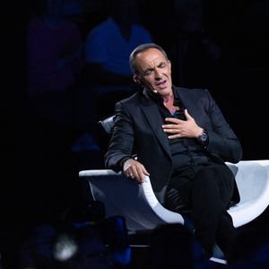 Exclusif - Nikos Aliagas lors de l'enregistrement de l'émission "La chanson secrète N°14", présentée par Nikos Aliagas et diffusée le 26 décembre sur TF1, à Paris le 9 décembre 2025. © Jacovides-Moreau/Bestimage