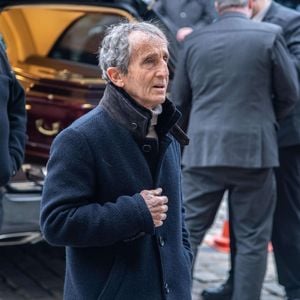 Alain Prost aux obsèques de Jean-Pierre Jabouille en l’église St Pierre, place de la Libération à Montfort l’Amaury dans le département des Yvelines, France, le 10 février 2023. © Baptiste Autissier/Panoramic/Bestimage