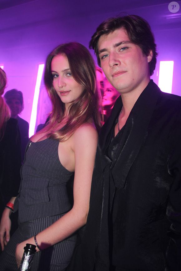 Exclusif - Marylou Leconte et Noah, le fils de Veronica Thierry à la soirée d’anniversaire de Véronica Thierry au club l’Arc Paris le 10 novembre 2025.
© Philippe Baldini / Bestimage