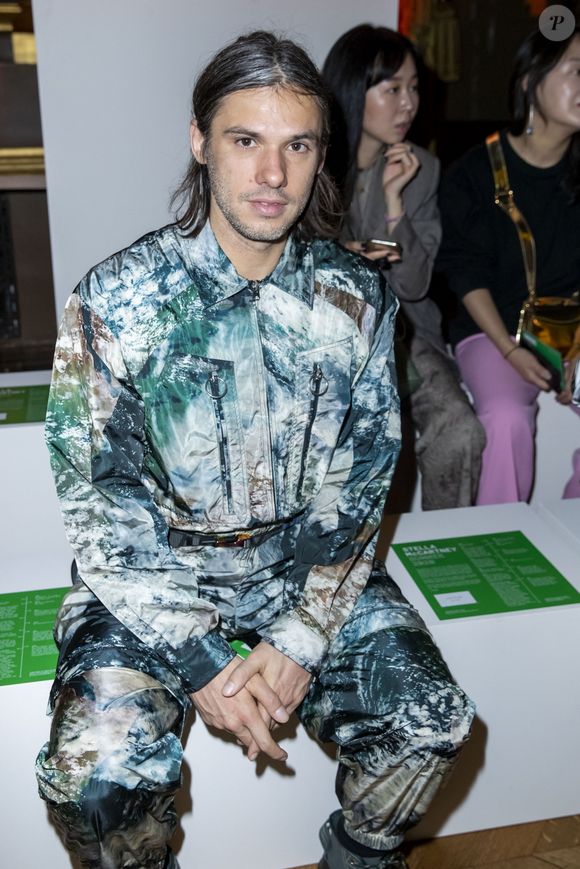 Orelsan au défilé Stella McCartney Collection Prêt-à-Porter Printemps/Eté 2020 lors de la Fashion Week de Paris (PFW), le 30 septembre 2019. © Olivier Borde/Bestimage