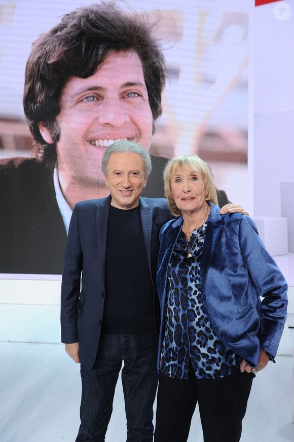 Et si la première épouse de l'artiste ne tarit pas d'éloges sur le chanteur disparu
Exclusif - Michel Drucker et Maryse Grimaldi - Enregistrement de l'émission "Vivement Dimanche, Spéciale Joe Dassin", présentée par M.Drucker et diffusée le 12 novembre sur France 3, au Studio Gabriel à Paris
© Guillaume Gaffiot / Bestimage