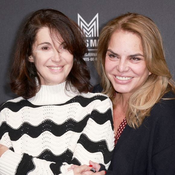 Un choix qui n'est pas fait au hasard puisque Caroline Cochaux a été directrice déléguée du Pôle télévision de Lagardère Active, en France et à l'international, mais aussi présidente des chaînes Gulli, de Mezzo et de Mezzo Live HD.

Zabou Breitman, Caroline Cochaux lors de la Soirée remise des trophées des Révélations Séries Mania à Paris au Musée des Arts Forains le 21 novembre 2022.

© Christophe Aubert via Bestimage