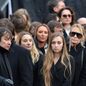 Sylvie Vartan, Ilona, Emma Smet, Estelle Lefébure - Sorties de l'église de la Madeleine après les obsèques de Johnny Hallyday à Paris le 9 décembre 2017.
© Veeren / Bestimage