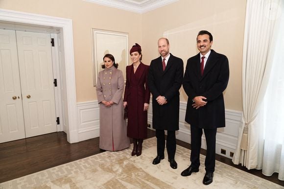 Le Prince et la Princesse de Galles accueillent l'Emir du Qatar Sheikh Tamim bin Hamad Al Thani (à droite) et son épouse Sheikha Jawaher (à gauche) à Londres, au nom du Roi, avant la cérémonie d'accueil à Horse Guards Parade, pour leur visite d'Etat au Royaume-Uni. Mardi 3 décembre 2024. Photo by Aaron Chown/PA Wire/ABACAPRESS.COM