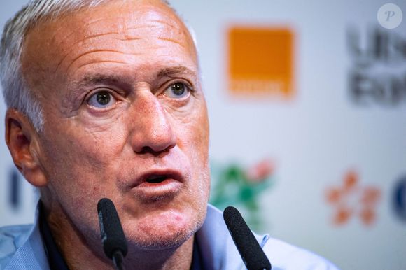 Le sélectionneur de l'équipe de France de football Didier Deschamps en conférence de presse au centre National du Football de Clairefontaine-en-Yvelines, France, le 30 mai 2025. © Baptiste Autissier/Psnewz/Bestimage