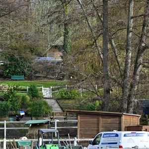 Illustration de l'ancienne demeure (bergerie du XVIIIème siècle) de Brigitte Bardot à Bazoches-sur-Guyonne dans les Yvelines, France, le 2 janvier 2026. © Christian Liewig/Bestimage