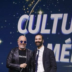 Pascal Obispo et Ycare, lors de la 500e de "Culture Média" sur Europe 1 en présence de nombreux invités, à Paris, France, le 23 janvier 2026.

© Jack Tribeca/Bestimage