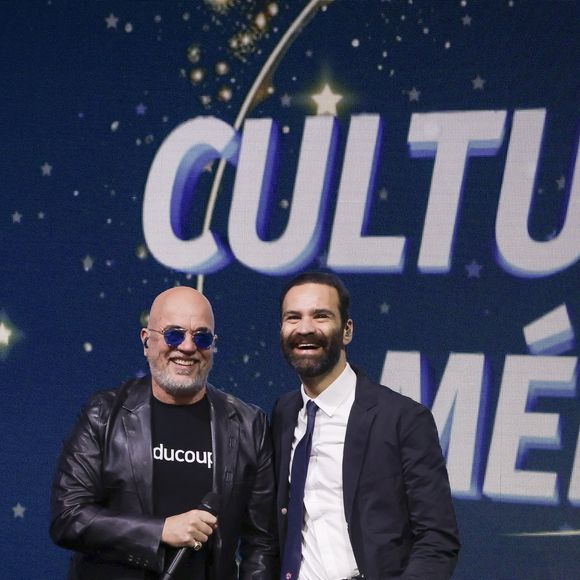 Pascal Obispo et Ycare, lors de la 500e de "Culture Média" sur Europe 1 en présence de nombreux invités, à Paris, France, le 23 janvier 2026.

© Jack Tribeca/Bestimage