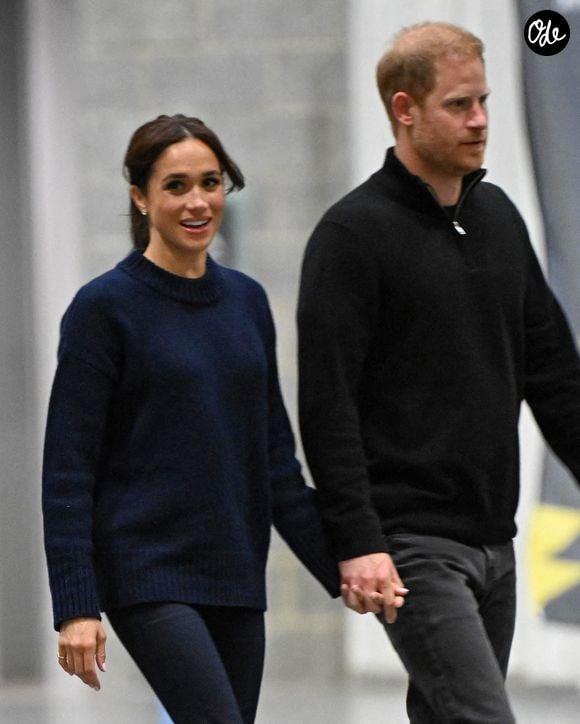 Le prince Harry, duc de Sussex, et Meghan, duchesse de Sussex, assistent à un match de basket-ball en fauteuil roulant au Centre des congrès de Vancouver, dans le cadre des Jeux Invictus 2025, à Vancouver, au Canada, le 9 février 2025. Photo de Zak Hussein/Splash News/ABACAPRESS.COM