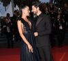 Déjeuner raffiné, ambiance fleurie et tournesols géants pour ce qu’elle a appelé un "anniversaire d’abondance".

Pierre Niney et sa femme Natasha Andrews à la montée des marches du film "Mascarade" lors du 75ème Festival International du Film de Cannes, France, le 27 mai 2022. © Rachid Bellak/Bestimage