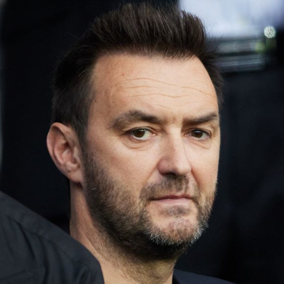 Cyril Lignac est l'un des chefs les plus célèbres de France.

Cyril Lignac lors du match de football Ligue un Uber Eats PSG Vs Ajaccio au Parc des Princes à Paris.
© Cyril Moreau / Bestimage