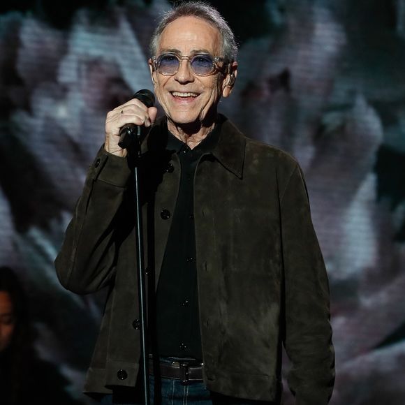 Exclusif - Alain Chamfort - Surprises - Enregistrement de l'émission "La Boîte à Secrets N°20" dans les studios de la Cité du Cinéma à Saint-Denis, présentée par F.Bollaert et diffusée le 10 janvier sur France 3
© Christophe Clovis / Bestimage