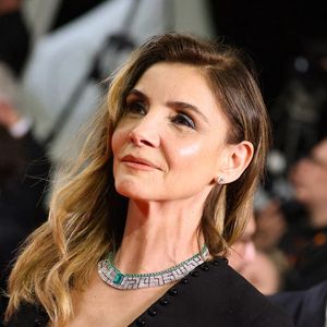 Clotilde Courau - Montée des marches du film " Alpha " lors du 78ème Festival International du Film de Cannes, au Palais des Festivals à Cannes. 
© Jacovides-Moreau / Bestimage