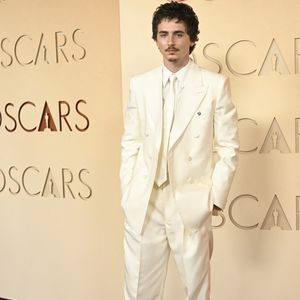 Timothée Chalamet a toutefois pu compter sur le soutien de sa compagne Kylie Jenner, très remarquée sur le tapis rouge.

Timothy Chalamet à la 98ème cérémonie des Oscars au Dolby Theatre le 15 mars 2026 à Hollywood, Californie.Credit : / Admedia (Credit Image : © /AdMedia via ZUMA Press Wire)