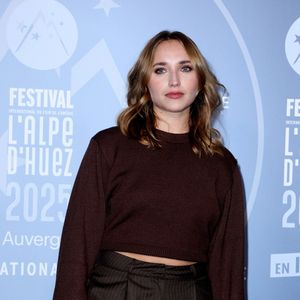 Chloé Jouannet - Photocall lors de la 28ème édition du festival International du Film de Comédie à l'Alpe d'Huez le 14 janvier 2025. © Dominique Jacovides/Bestimage