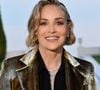 "Toujours les prendre en compte, même si je suis au téléphone ou occupée ou que d'autres choses arrivaient. Je reconnais toujours leur présence."

Exclusif - Sharon Stone - Dîner de charité "Knights of Charity" au Château de la Croix des Gardes à Cannes le 20 mai 2026. © Bruno Bebert / Bestimage
