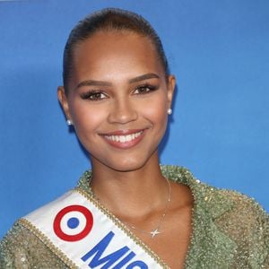 Mais aujourd'hui, elle a changé d'avis !

Miss France 2023, Indira Ampiot - Avant-première Netflix de la série "Tapie" à l’UGC Normandie Paris le 11 septembre 2023. © Coadic Guirec/Bestimage