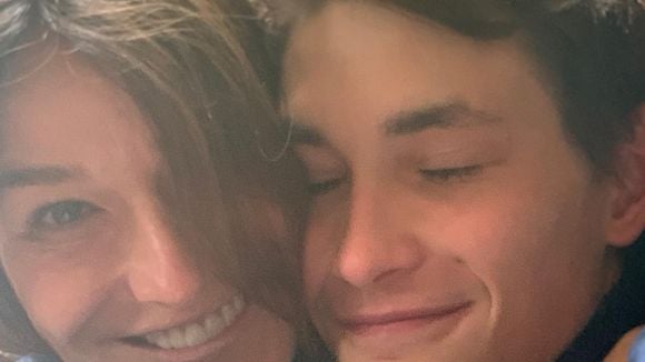 Carla Bruni et Raphaël Enthoven très fiers : leur fils Aurélien Enthoven vient d'être diplômé d'une école très prestigieuse