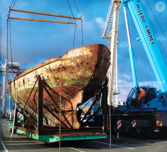 L'épave du voilier de Jacques Brel, "L'Askoy II", lors de sa rénovation au chantier naval de Rupelmonde. Il a été ramené en 2008 de Nouvelle-Zélande.

Photo : ALAIN ROLLAND/ IMAGEBUZZ/ BESTIMAGE