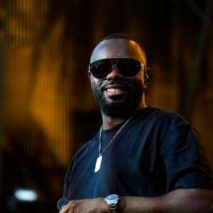 Gims en concert au festival le Printemps de Pérouges au Château de Saint-Maurice-de-Rémens (01) le 27/06/25. Photo Sandrine Thesillat / PsNewZ