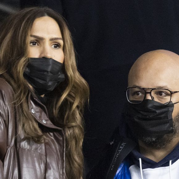Vitaa et son mari Hicham Bendaoud au match de Ligue 1 Uber Eats "PSG contre Monaco (2-0)" au Parc des Princes à Paris le 12 décembre 2021.

© Cyril Moreau/Bestimage
