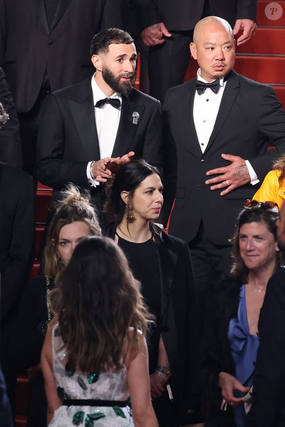 Karim Benzema et sa compagne Lyna Khoudri à la descente des marches du film « 13 jours 13 nuits » lors du 78ème Festival International du Film de Cannes. Le 23 mai 2025
© Jacovides-Moreau / Bestimage