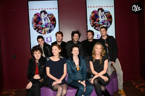 Arnaud Azoulay, Hugo Conzelmann, Félix de Givry, Roman Kolinka (fils de Marie Trintignant et de Richard Kolinka, l'ancien batteur du groupe Téléphone), guest, guest, Mia Hansen-Love, Pauline Etienne, Laura Smet - Avant-première du film "Eden" au cinéma Gaumont Marignan à Paris, le 18 novembre 2014. | 00248480