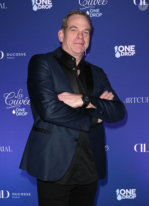 Exclusif - Garou (maître de cérémonie) -  1er Dîner caritatif de la Fondation One Drop au Pavillon Dauphine à Paris le 19 novembre 2021.
© Coadic Guirec/Bestimage