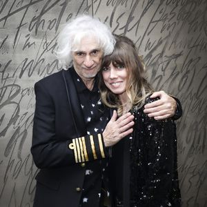 Exclusif - Louis Bertignac et sa femme Laetitia en backstage du concert solidaire pour les enfants de la guerre "Ensemble à l'Olympia" à Paris présenté par EliseCare le 10 février 2025.

© Jack Tribeca / Pierre Perusseau / Bestimage