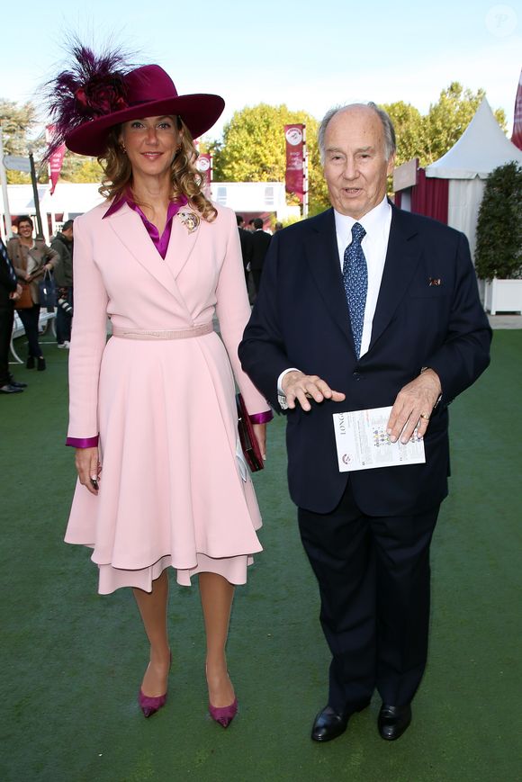 Le prince Karim Aga Khan et La comtesse Beatrice Von Der Schlulenburg - 91eme édition du Prix de l'Arc de Triomphe 2012 a Longchamp le 7 Octobre 2012. PIX4U / BESTIMAGE