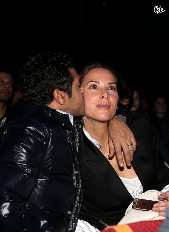 Jamel Debbouze et sa femme Mélissa Theuriau lors de la cérémonie de clôture et palmarès du 19ème Festival International du film de Comédie de l'Alpe d'Huez, le 16 janvier 2016. Le film "La vache" remporte trois récompenses, le Grand Prix, e Prix du Public et le Prix d'Interprétation Michel Galabru (reçu par Fatsah Bouyahmed). © Dominique Jacovides/Bestimage