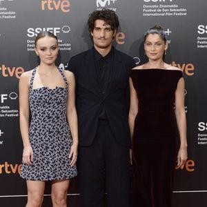 Lily Rose Depp, Louis Garrel et sa femme Laetitia Casta  - Les célébrités arrivent à la première du film 'A Faithful Man' lors du 66ème festival du film de San Sebastian en Espagne le 22 septembre 2018.