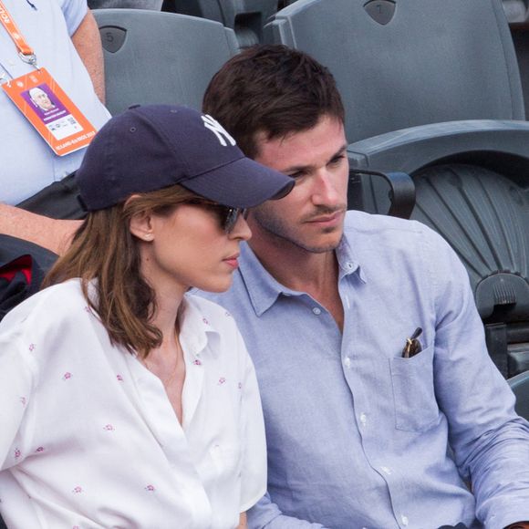 Gaspard Ulliel et Gaëlle Pietri sur les gradins lors des Internationaux de France de tennis à l'arène Roland-Garros à Paris, France le 7 juin 2017. 
Photo par Nasser Berzane/ABACAPRESS.COM