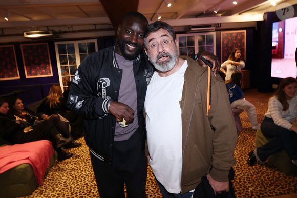 Ladji Doucoure et Papy assistent à l'inauguration de Star Academy Pop Up à Paris, France, le 17 décembre 2025. Photo par Jerome Domine/ABACAPRESS.COM