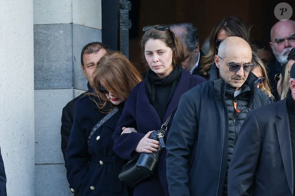 Marie-Ange Casta à la sortie des obsèques d'Emilie Dequenne au cimetière Père Lachaise à Paris, France, le 26 mars 2025. © Cyril Moreau/Bestimage