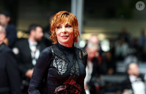 Mylène Farmer - Montée des marches du film « Dalloway » lors du 78ème Festival International du Film de Cannes, au Palais des Festivals à Cannes. Le 15 mai 2025
© Jacovides-Moreau / Bestimage