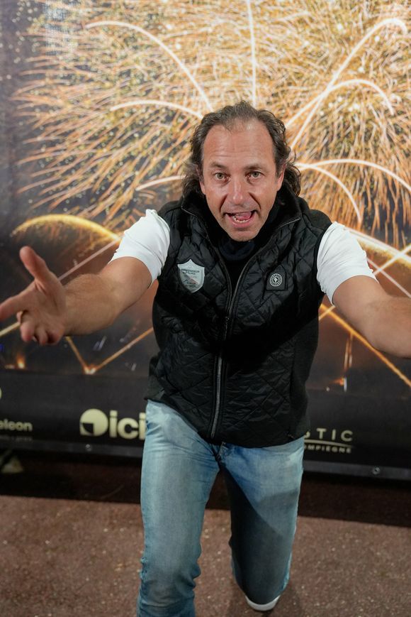 Exclusif - Philippe Candeloro - Édition 2025 des Masters de Feu - Concours international d'art pyrotechnique à l'Hippodrome de Compiègne le 20 septembre 2025. Chaque année, depuis 2016, les meilleurs artificiers internationaux se donnent rendez-vous à Compiègne pour s'affronter lors d'une seule et même soirée.
© Anne-Sophie Guebey / Bestimage