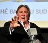 Selon nos confrères de "La Tribune dimanche", il aime manger dans un restaurant parisien, " où on le voit déjeuner au comptoir, casque de scooter sur la tête".
Gérard Depardieu lors de la soirée de clôture de la 3eme édition du Festival Cinéroman à Nice, le 24 octobre 2021. C'est avec la remise des prix et la projection en avant première du film Goliath, réalisé par F.Tellier, que Cinéroman s'est achevé avec en invité surprise, G.Depardieu.
©Bruno Bebert / Bestimage
