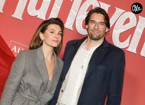 Et ce n'est pas tout à fait le pas le cas de son fils Marius né en juin 2021. En couple avec Alice Detollenaere depuis 2019, Camille Lacourt regrettait de voir sa progéniture craindre l'eau. Mais ça, c'était avant. 

Camille Lacourt et Alice Detollenaere à l'avant-première du film "Hurlevent" au Grand Rex à Paris le 2 février 2026. 

© Coadic Guirec/Bestimage